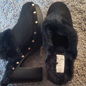 Rouge Helium Black Fur-Lined Mules with Studs